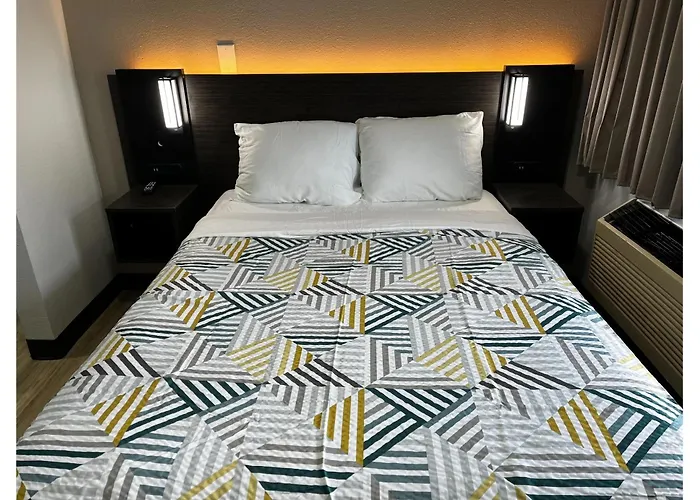 6 Lafayette, La I-10 & I-49 N Hotel 3*
