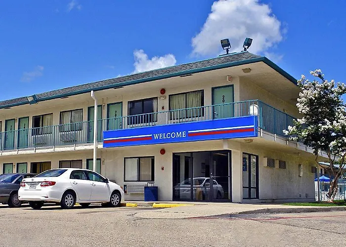 6 Lafayette, La I-10 & I-49 N Hotel Lafayette